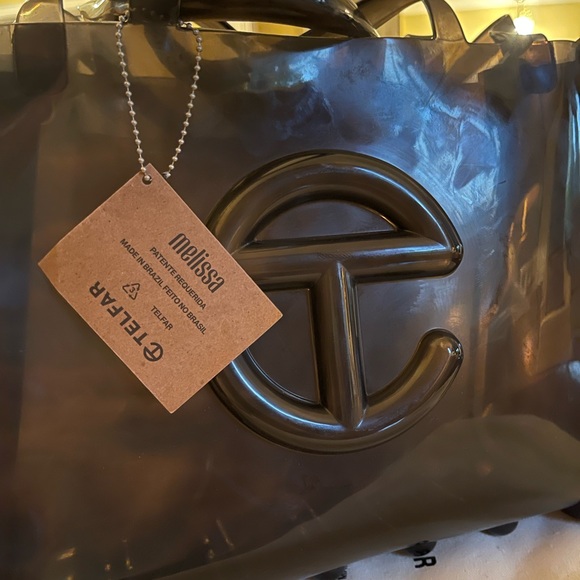 Melissa x Telfar Medium Black Jelly Bag - Picture 7 of 7